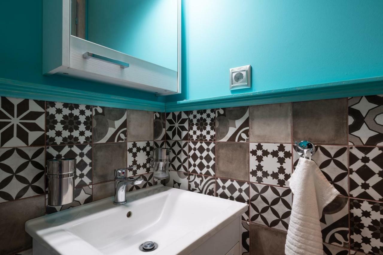 Modern & Stylish Apt At The Heart Of Athens Apartment ภายนอก รูปภาพ